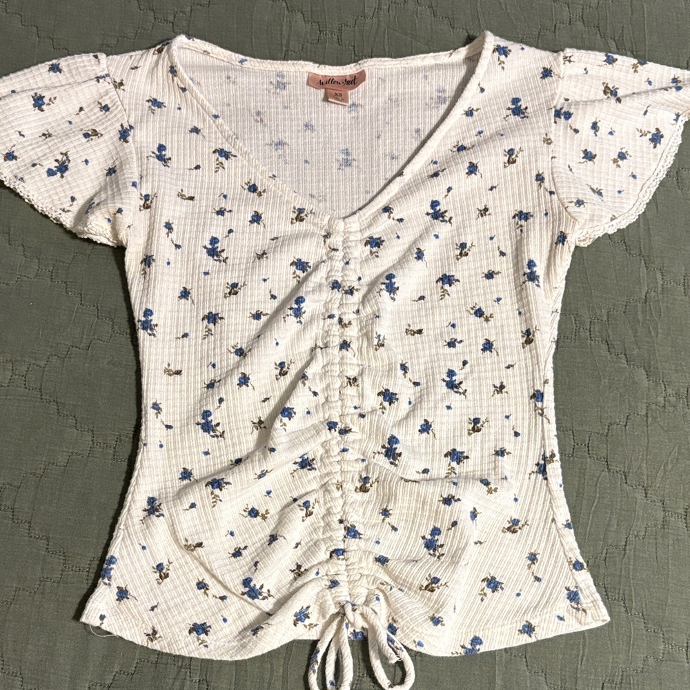 Floral White and Blue Buckle Ruched Top